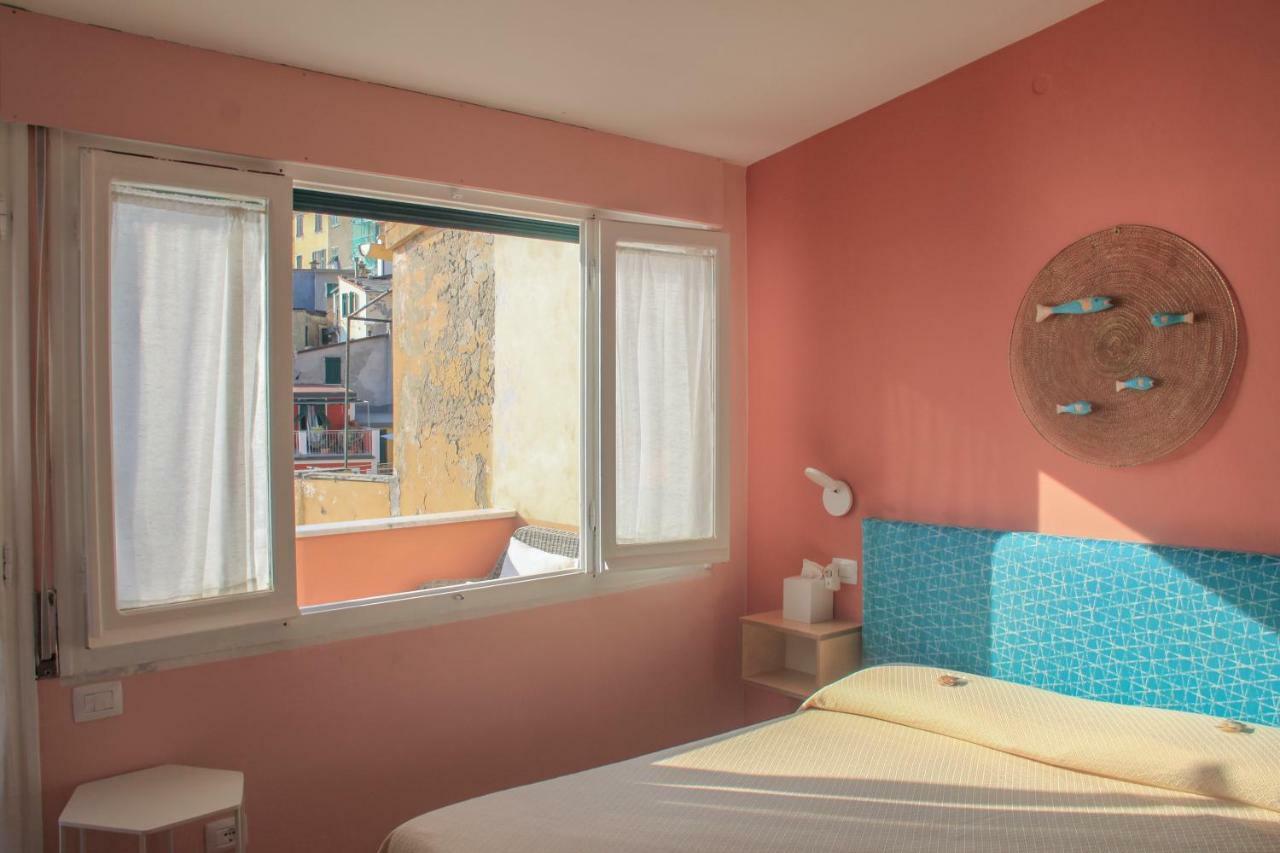 Ai Pesci Room Rental ริโอมัจโจเร ภายนอก รูปภาพ