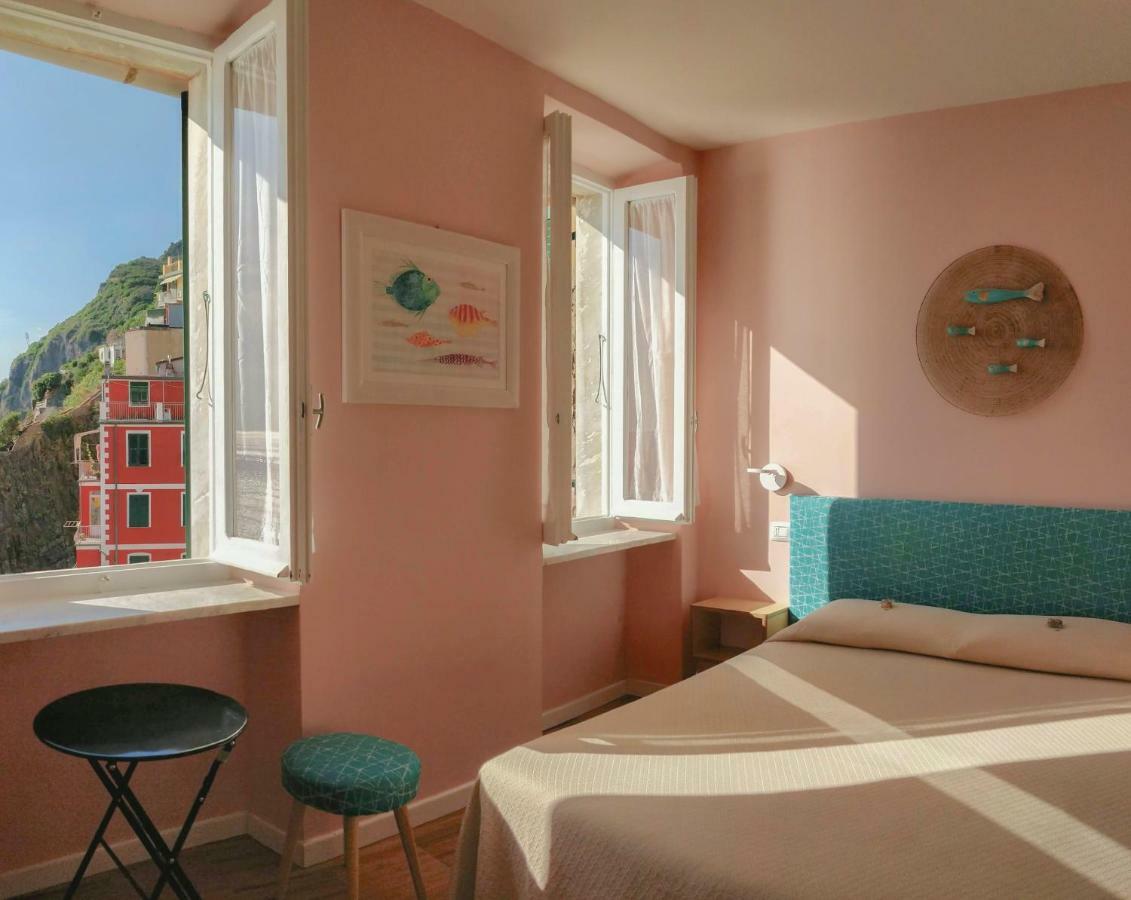 Ai Pesci Room Rental ริโอมัจโจเร ภายนอก รูปภาพ