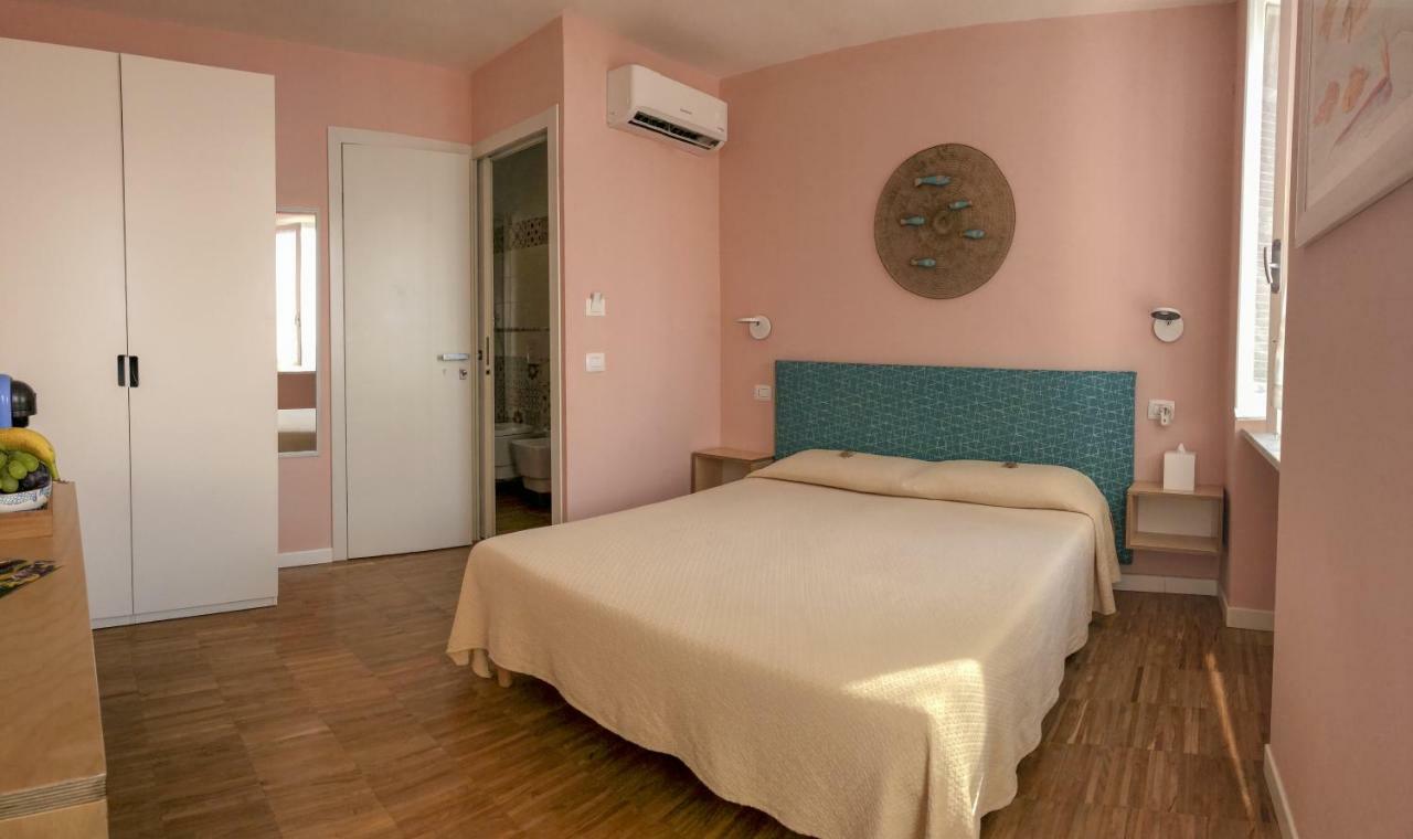 Ai Pesci Room Rental ริโอมัจโจเร ภายนอก รูปภาพ